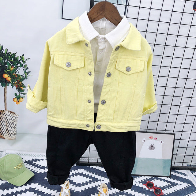 Completo Bambino Primavera – Giacca Jeans Colorata + Polo Bianca + Pantaloni