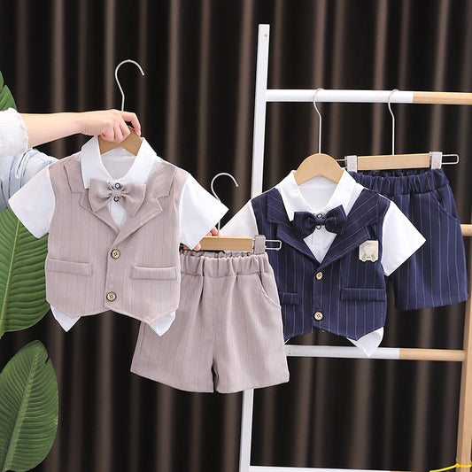 Completo Elegante 3 Pezzi per Bambino – Camicia, Gilet e Pantaloncini con Papillon