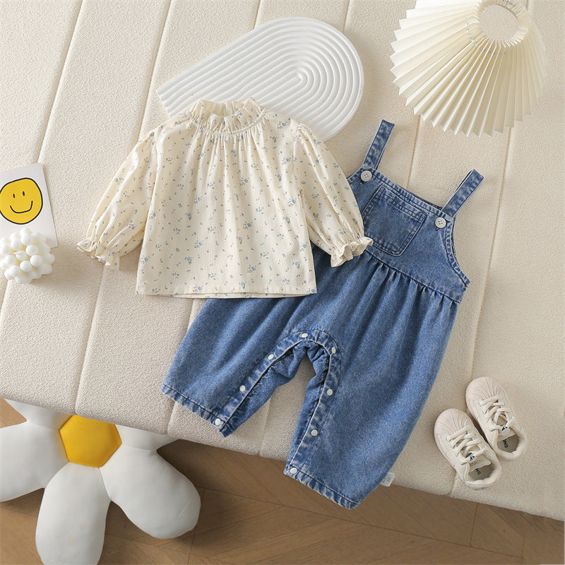 Completo Bambina 2 Pezzi – Camicetta a Fiori + Salopette in Jeans