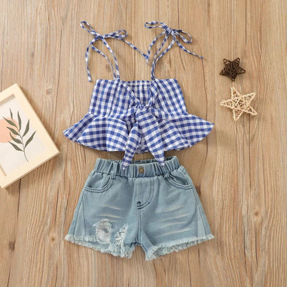 Set Estivo Bambina: Top a Quadretti e Shorts in Denim