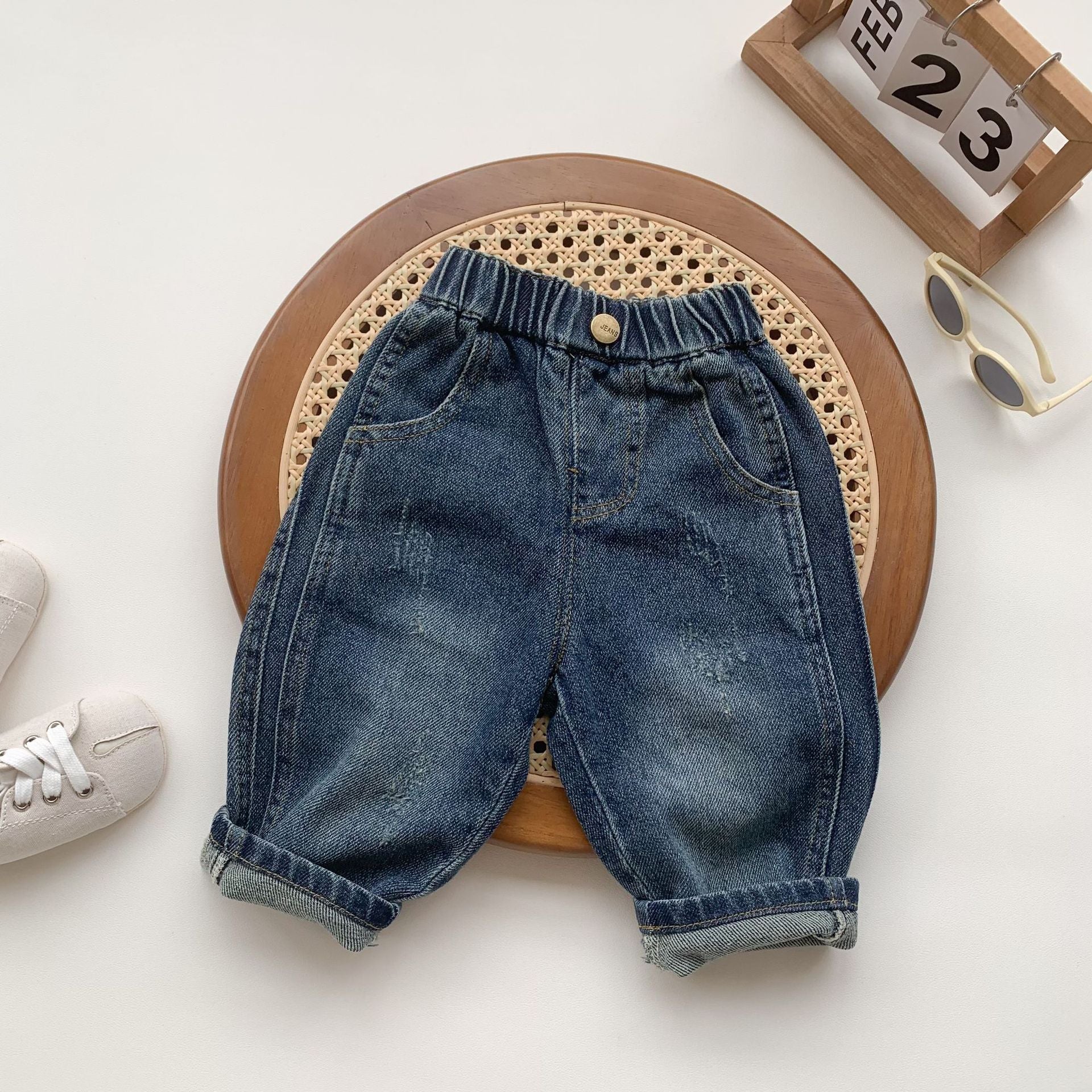Pantaloni Jeans Bambino con Tasche Asimmetriche - Modello Urban Casual