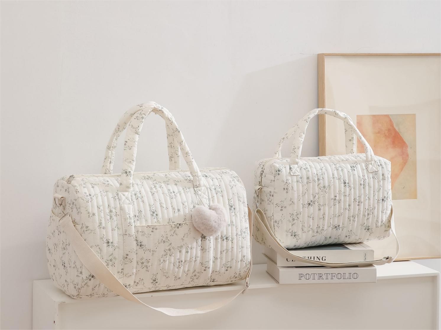 Borsone trapuntato floreale