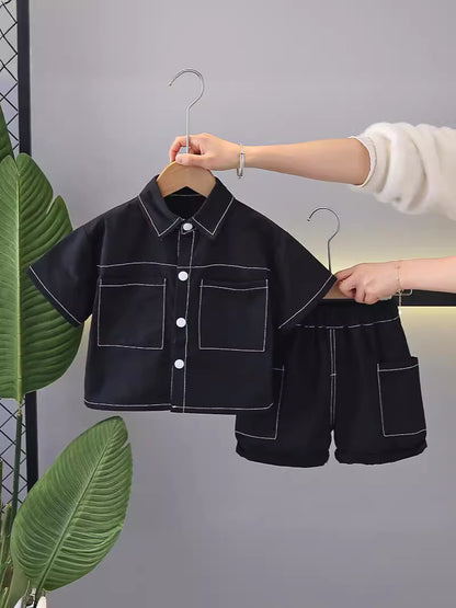 Completo Estivo Bambino: Camicia e Pantaloncini con Cuciture a Contrasto