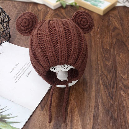 Cappellino Neonato/a Neutro Invernale a Maglia con Orecchie – Disponibile in Vari Colori
