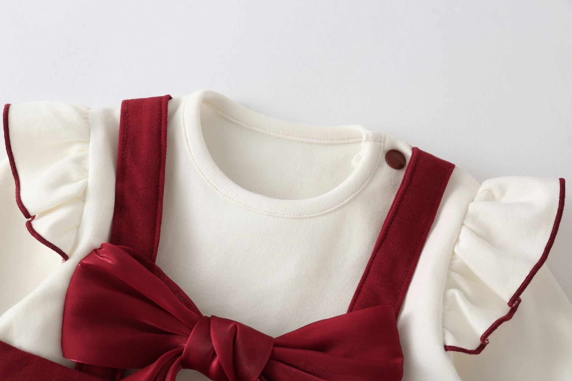 Tutina Completo Invernale Neonato 2 Pezzi con Fiocco e Cappellino – Rosso