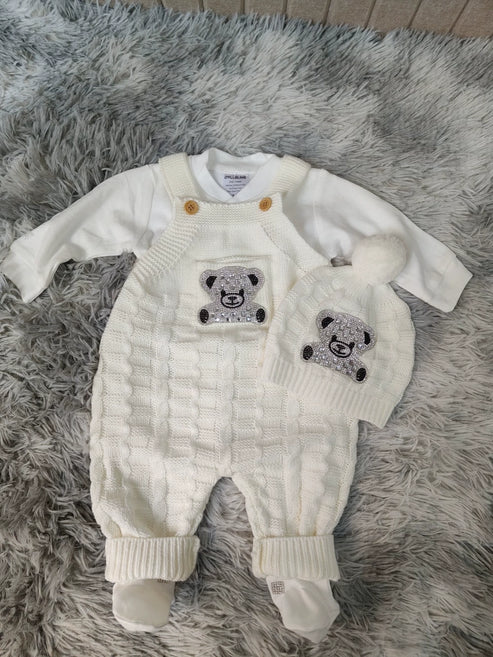 Completo neonato in maglia bianca con orsacchiotto e cappellino