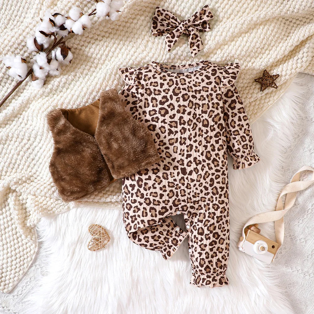 Conjunto niña 3 piezas estampado leopardo con chaleco