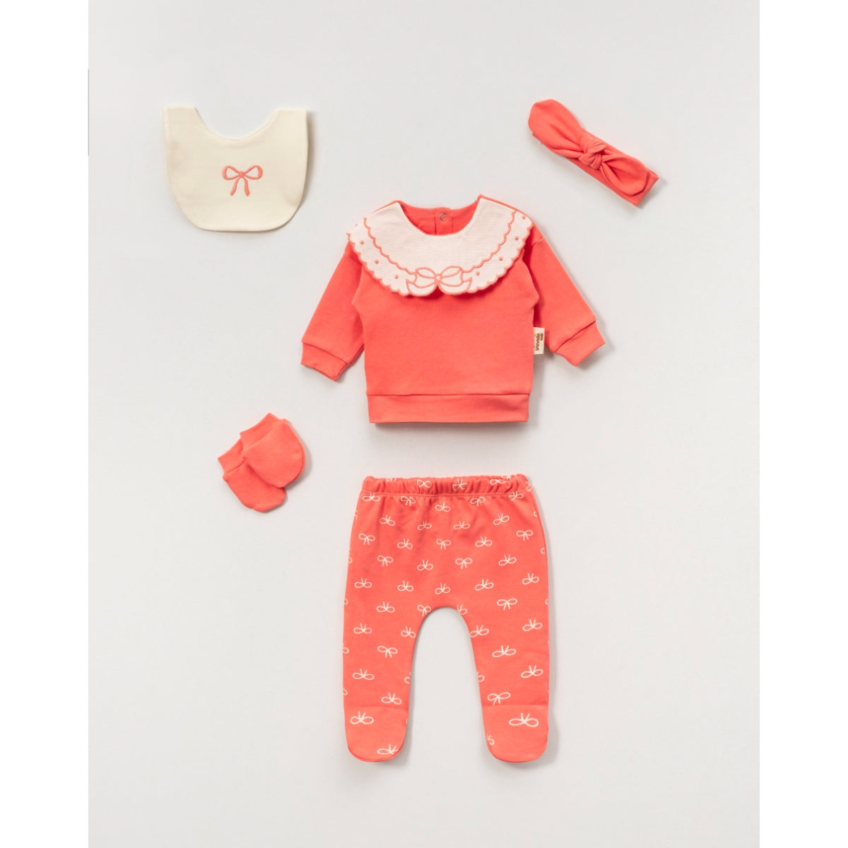 Set Neonata 5 Pezzi con Colletto Ricamato e Fiocco