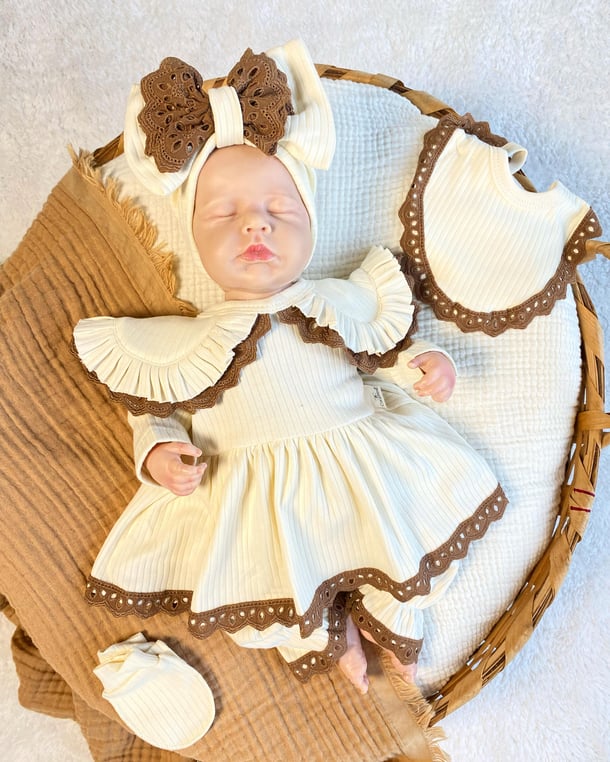 Set Nascita Neonata/ Bimba Beige e Marrone 0-3 MESI