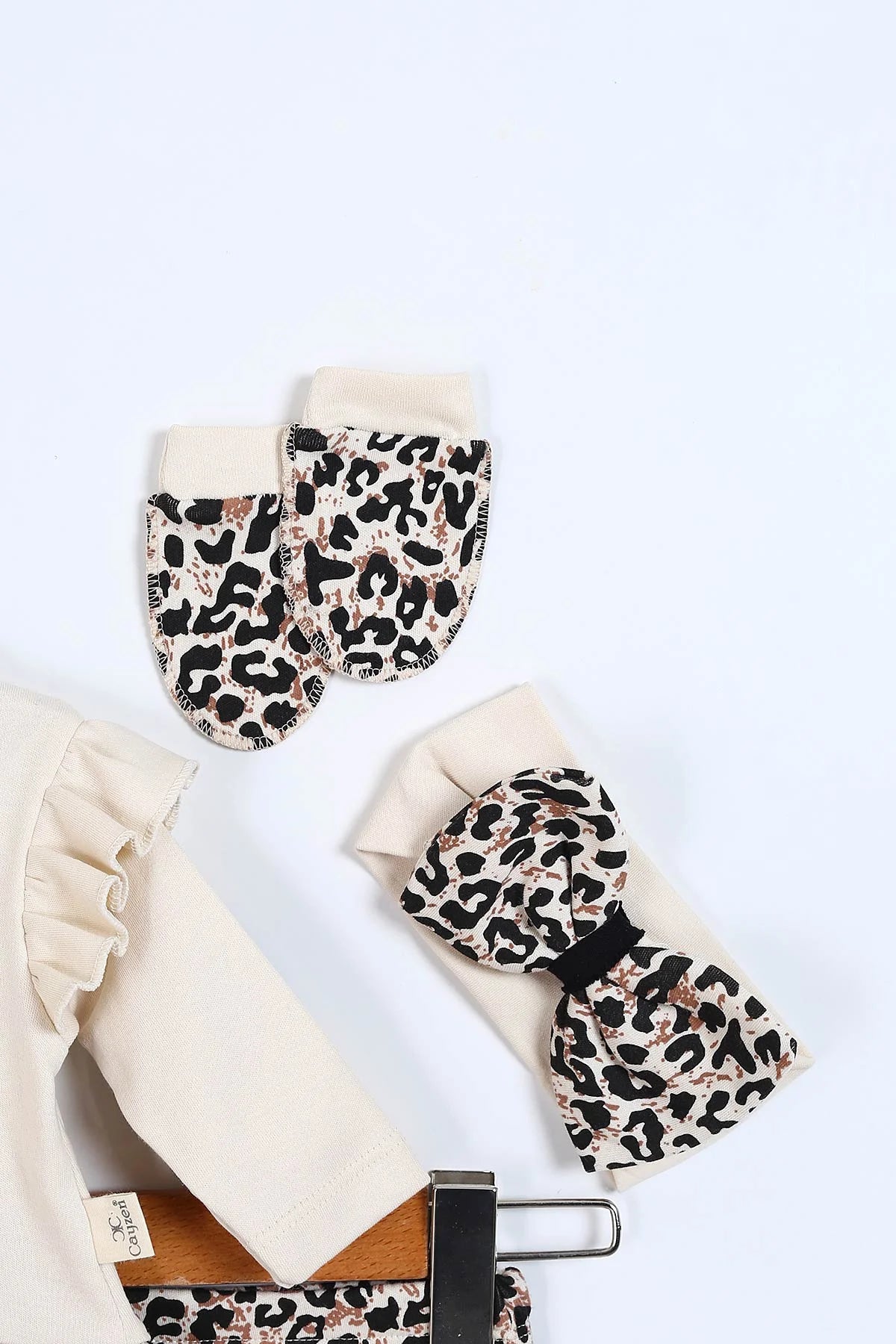 Set  5pz  Neonata "Wild Chic"  Animalier